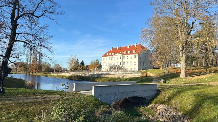 Artikel Schloss Rattey