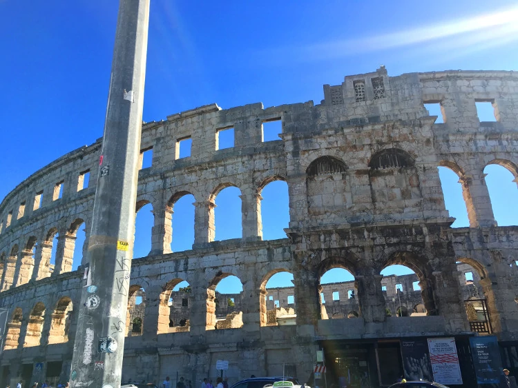 Pula